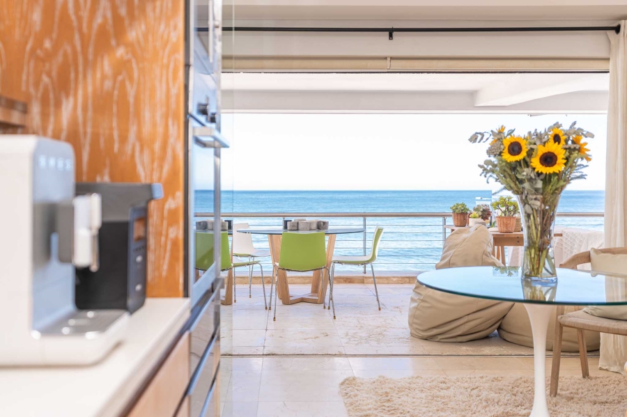 To Let 2 Bedroom Property for Rent in Clifton Western Cape